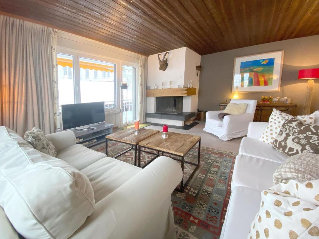 Apartment Triangel D Sieben room 2