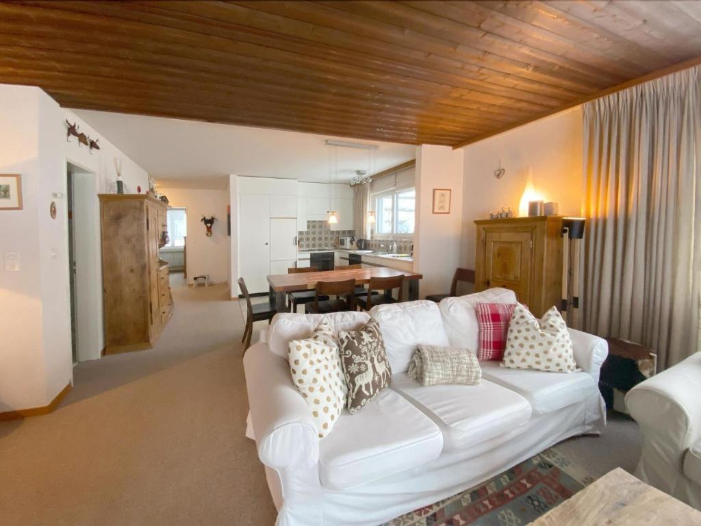 Apartment Triangel D Sieben room 4